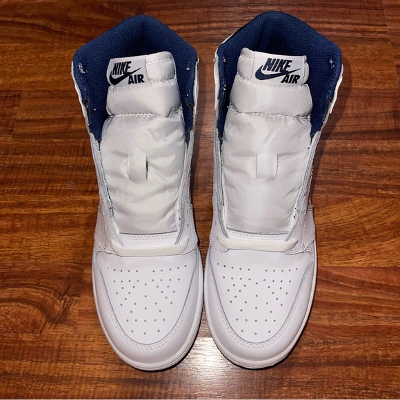 Jordan 1 Retro High OG BG ‘Metallic Navy’ - Picture 3 of 9